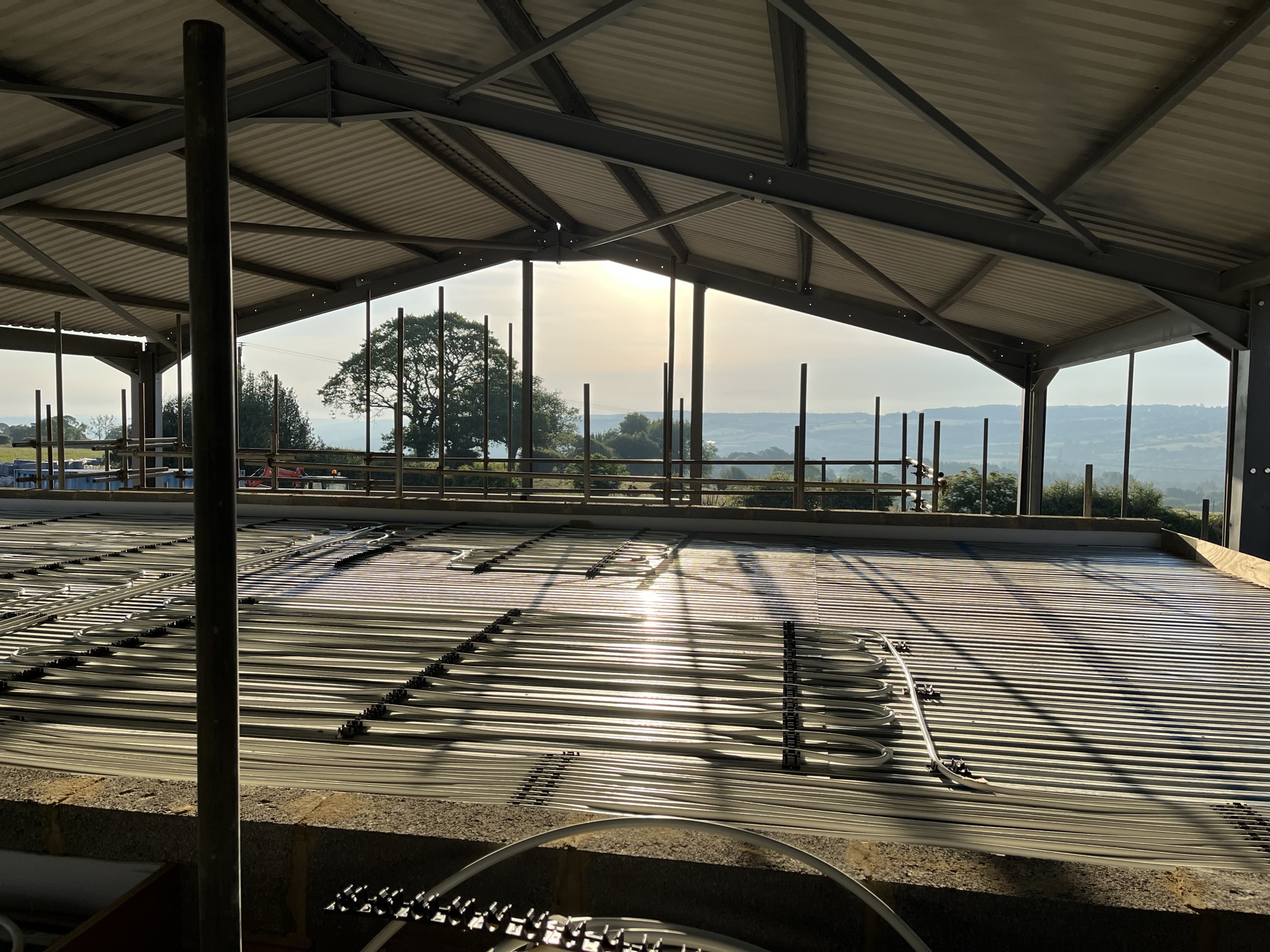 Lewis Deck with UFH pipes CDI